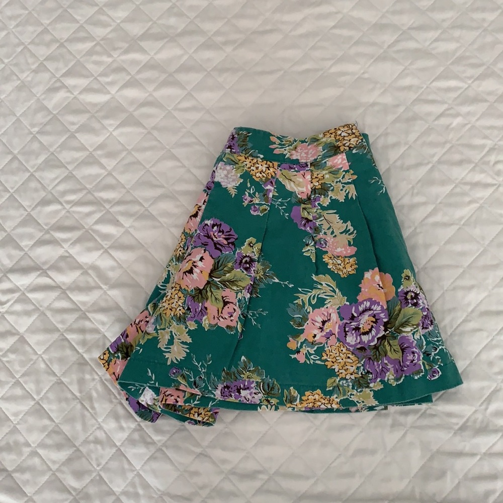 Floral print shorts - Picture 4 of 5